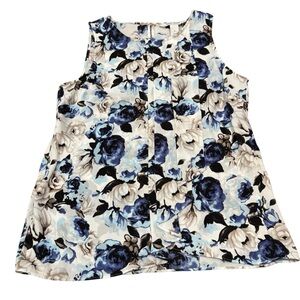 White House Black Market White Floral Pleated Tank Top Size 0